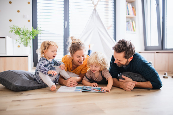 Pelletheizung-Wohlfühlklima-Familie_Hoval